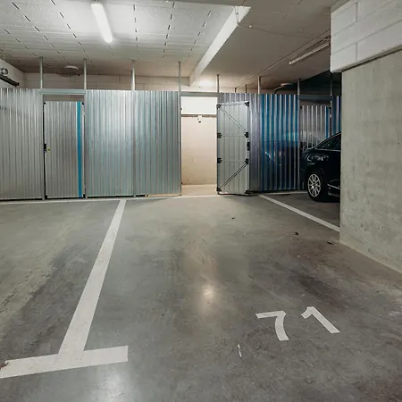 Jutrzenki 68a - Dwupokojowy Z Balkonem, Parking - - Fair *